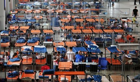 Menschenwürde ist nicht gewollt: Zur Flüchtlingsunterkunft umgeb...