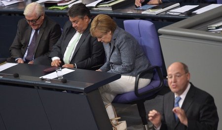 Die Parlamente sind schon längst nicht mehr Tribüne, um von dort... Die Parlamente sind schon längst nicht mehr Tribüne, um von dort...