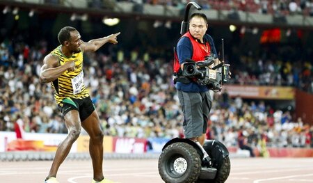 Sauber! Usain Bolt (l.) nach dem 100-m-Finale Sauber! Usain Bolt (l.) nach dem 100-m-Finale