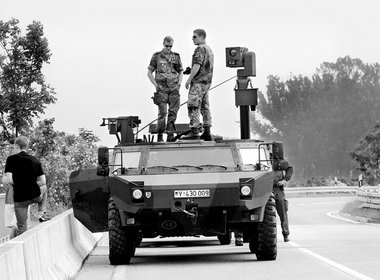 Schleichende Gewöhnung der Öffentlichkeit an Bundeswehreinsätze ...