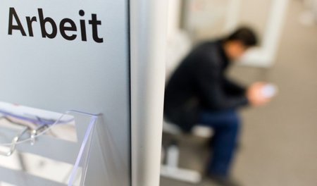 Langzeiterwerbslose haben von neuen Jobs nicht profitiert, die F...