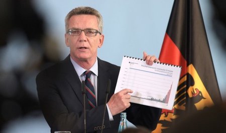 »Rechtspopulistische Sozialschmarotzer-Rhetorik«: Der Bundesinne...