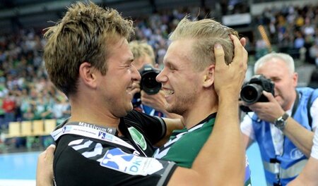 Haben die Nuss geknackt: Marvin Sommer (r.) und Trainer Christia... Haben die Nuss geknackt: Marvin Sommer (r.) und Trainer Christia...