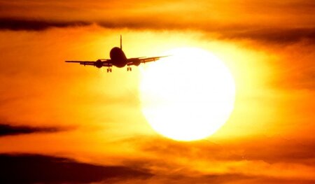 Fernost im Visier: Eine Boeing 737 Fernost im Visier: Eine Boeing 737