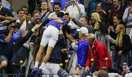 Nicht zu überrumpeln: Novak Djokovic nach seinem zehnten Titel b... Nicht zu überrumpeln: Novak Djokovic nach seinem zehnten Titel b...