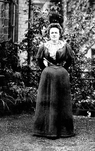 Clara Zetkin (5.7.1857–20.6.1933) im Jahre 1897 auf dem Internat...