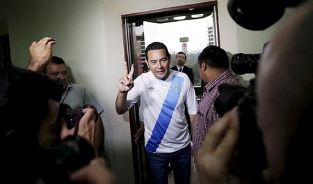 Er kann auch sportlich: Jimmy Morales ist nicht nur Komiker sond... Er kann auch sportlich: Jimmy Morales ist nicht nur Komiker sond...