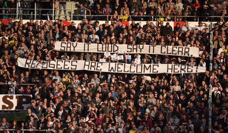 St. Pauli-Fans zeigen am 8. September im Millerntor-Stadion, was