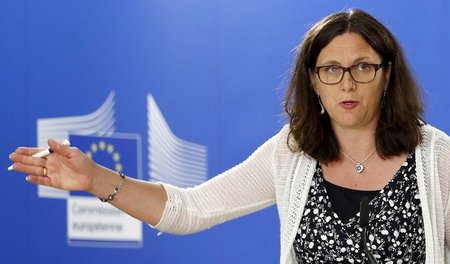 EU-Handelskommissarin Cecilia Malmström bei einer Pressekonferen... EU-Handelskommissarin Cecilia Malmström bei einer Pressekonferen...