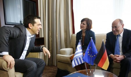Neben Alexis Tsipras nimmt seit dem 13. Juli die Troika Platz. G...