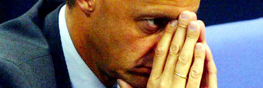 Friedrich Merz (CDU) beim Abendgebet: Händchen halten, Köpfchen ...