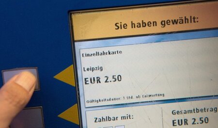 Der Mitteldeutsche Verkehrsverbund hat zum 1. August 2015 den Fa... Der Mitteldeutsche Verkehrsverbund hat zum 1. August 2015 den Fa...