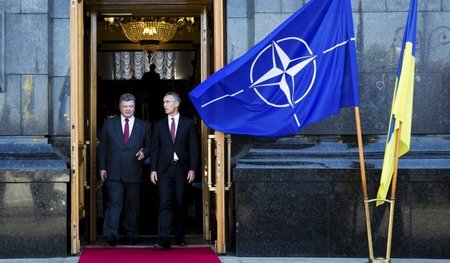 Unheimliche Allianz: Der Ukrainische Präsident Petro Poroschenko... Unheimliche Allianz: Der Ukrainische Präsident Petro Poroschenko...