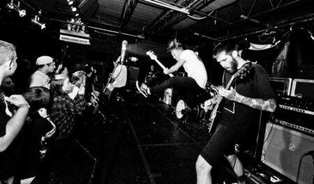 Ab heute mit Counterparts auf Europatour: Capsize (28.9. München...