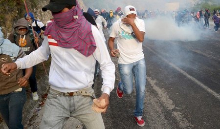 Wo sind die »Verschwundenen«?« Kommilitonen der vor einem Jahr v...