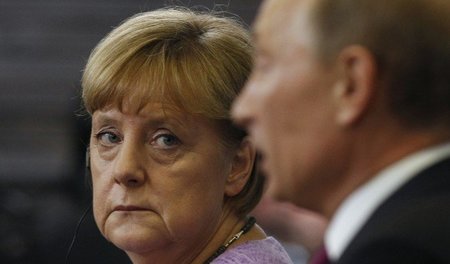 Wie den Syrien-Krieg beenden? Merkel schwenkt auf Moskauer Linie...