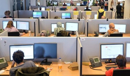 Freuen Sie sich schon auf den Anruf? Unternehmer wollen Callcent... Freuen Sie sich schon auf den Anruf? Unternehmer wollen Callcent...