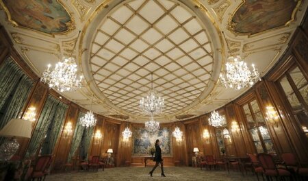 Luxus für die Absahner, hier in einem Pariser Hotel : Wenn immer... Luxus für die Absahner, hier in einem Pariser Hotel : Wenn immer...