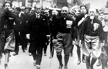 Anlaß für Clara Zetkins Bericht war der Sieg des italienischen F...