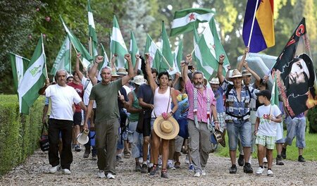 Kämpferisches Gewerkschaft: Anhänger der SAT demonstrieren am 22...