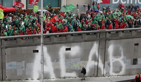 Stadtzentrum von Brüssel am Mittwoch: Gewerkschaftsprotest gegen... Stadtzentrum von Brüssel am Mittwoch: Gewerkschaftsprotest gegen...
