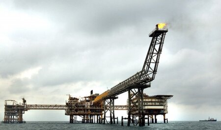 Lukrative Anlagen: Gasförderplattform vor der Küste Irans