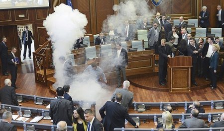 Zisch, Bumm, Bang: Abgeordnete der Opposition ließen am Donnerst...