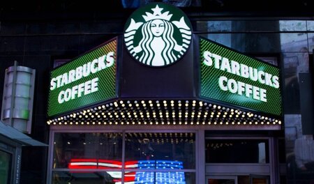 Starbucks muss 20 bis 30 Millionen Euro Steuern in EU nachzahlen... Starbucks muss 20 bis 30 Millionen Euro Steuern in EU nachzahlen...