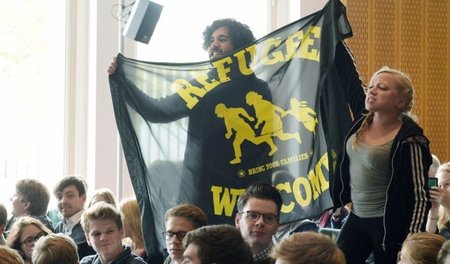Während Steinmeiers Rede: Solidaritätsaktion an der FU Berlin, 2... Während Steinmeiers Rede: Solidaritätsaktion an der FU Berlin, 2...