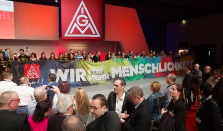 Gewerkschaftstag: Die IG Metall zeigt sich solidarisch. Gegen da...
