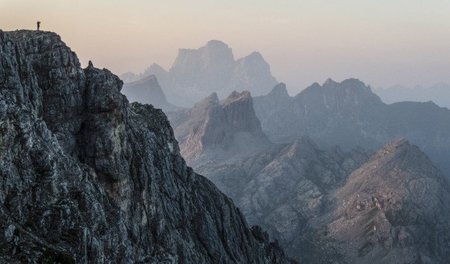 Atemberaubend schön. Die Dolomiten sind der Hintergrund für Lise... Atemberaubend schön. Die Dolomiten sind der Hintergrund für Lise...