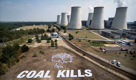Protest gegen Klimakiller Braunkohle am 8. August vor dem Kraftw...