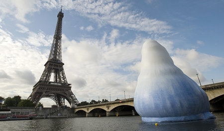 Schmelzender Eisberg in Paris: In der Metropole treffen sich Anf...