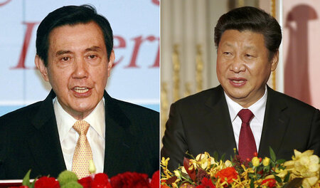 Taiwans Präsident Ma Ying-jeou (links) und Chinas Präsident Xi J...