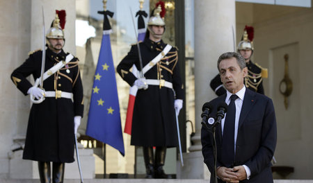 Frankreichs Expräsident Nicolas Sarkozy greift zur Rhetorik eine...