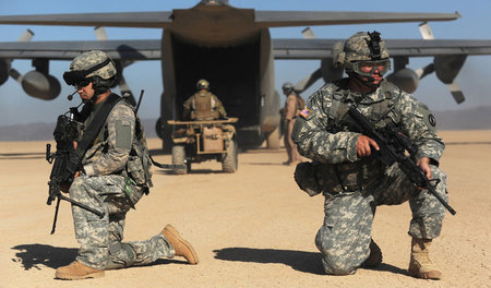 US-Spezialeinheiten bei einer Übung in Dschibuti (26. Februar 20... US-Spezialeinheiten bei einer Übung in Dschibuti (26. Februar 20...