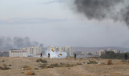 Lang anhaltender Konflikt: Kurdische Demonstranten versuchen im ...