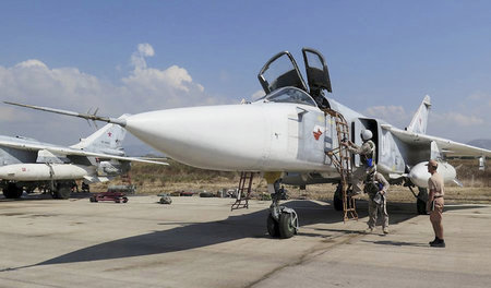 Russland erhöht seine Präsenz in Syrien. Unter anderem mit acht ...