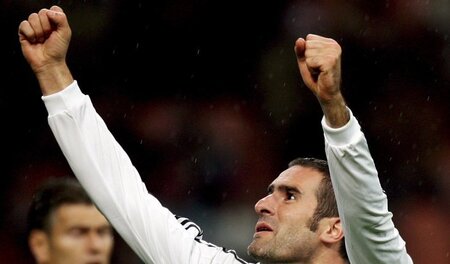 Avanti o popolo, alla riscossa: Cristiano Lucarelli spielte für ...