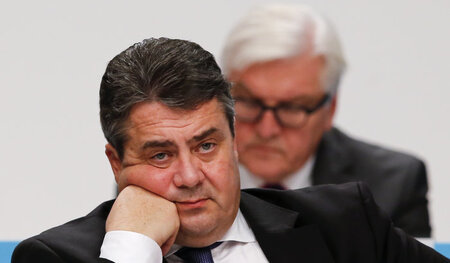 Sigmar Gabriel nach Bekanntgabe des Ergebnisses seiner Wiederwah...