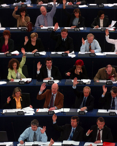 Ein sogenannter Reformvertrag soll die bisher verhinderte EU-Ver... Ein sogenannter Reformvertrag soll die bisher verhinderte EU-Ver...
