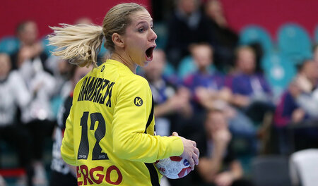 Zeigen, was möglich ist: Immerhin Torfrau Katja Kramarczyk zeigt...