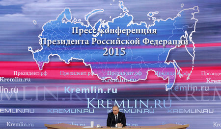 Der russische Präsident Wladimir Putin am Donnerstag während sei... Der russische Präsident Wladimir Putin am Donnerstag während sei...