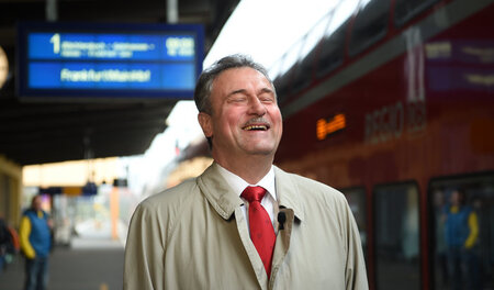 Claus Weselsky hat gut Lachen. Auch 2016 will er sich nicht dem ...
