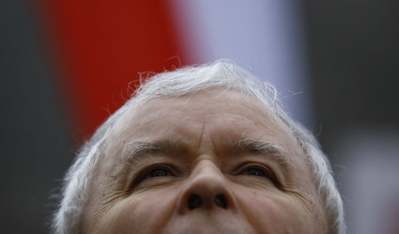 Lässt sich von seinen Anhängern feiern: Jaroslaw Kaczynski, Chef...