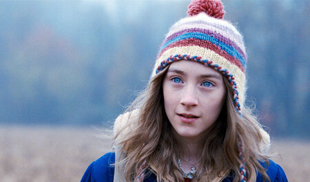Die 14jährige Susie Salmon (Saoirse Ronan) ahnt nicht, was ihr b...