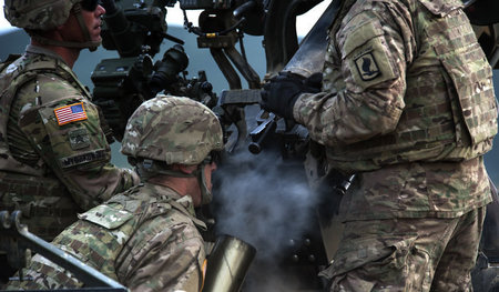 Machtdemonstration gegenüber Russland: US-Soldaten auf Sardinien...