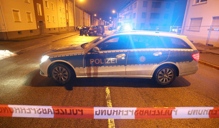 Tatort in Villingen-Schwenningen: Fachleute sprengten die Handgr... Tatort in Villingen-Schwenningen: Fachleute sprengten die Handgr...