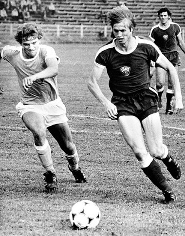 Auf dem Weg zum Zenit: Hans-Jürgen Riediger 1979 Auf dem Weg zum Zenit: Hans-Jürgen Riediger 1979