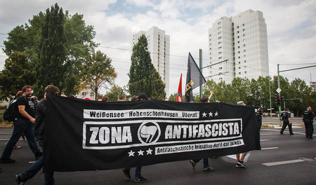 Fortwährender Kampf gegen die Faschisten dieses Landes. Heute (h...